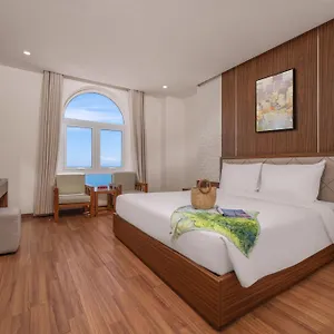 https://de-lamour-hotel.hotelsofhoian.com